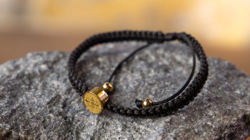 Szent Benedek Karkötő